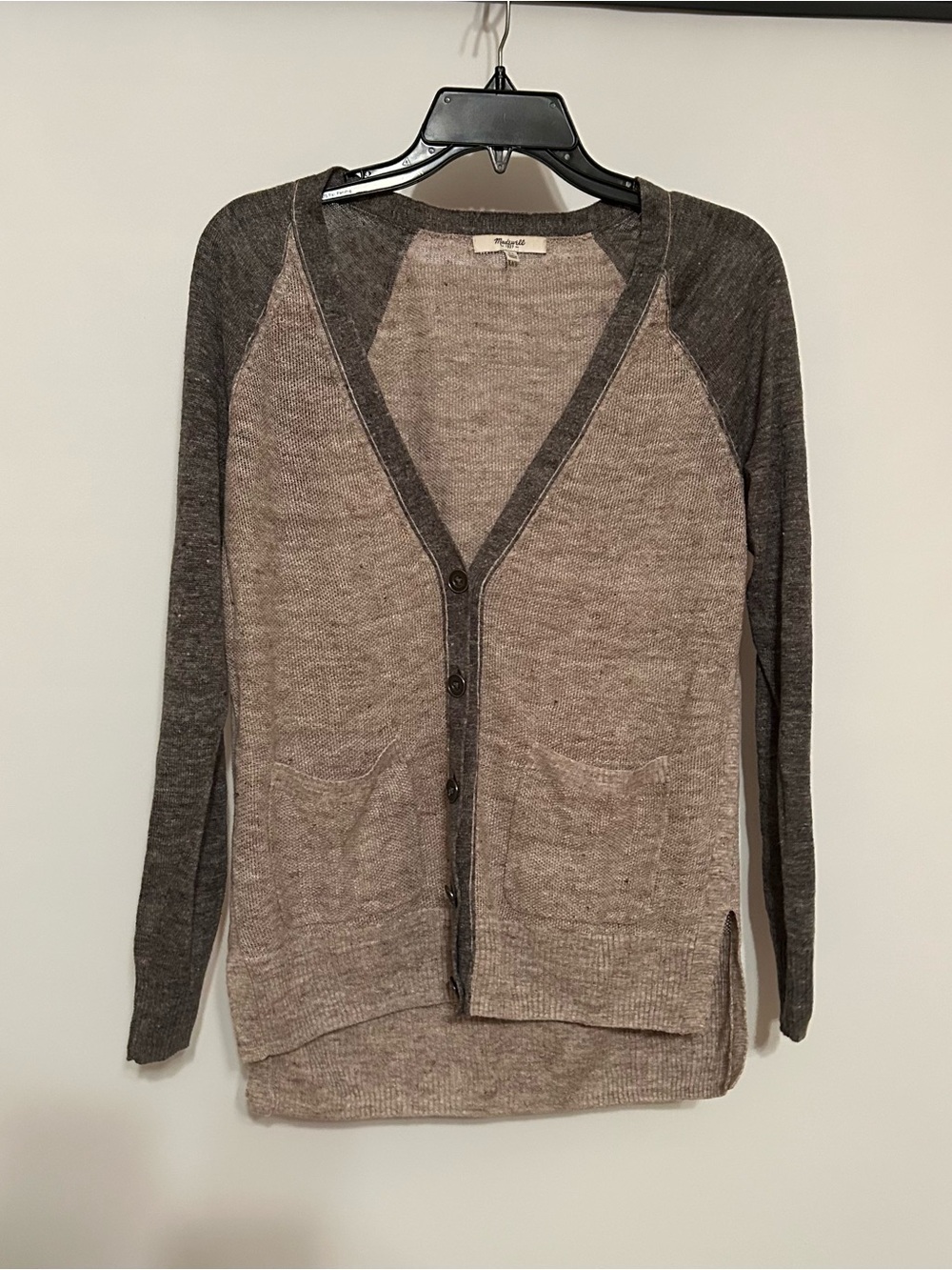 Madewell Two-Tone Raglan Button Cardigan in Taupe and Charcoal